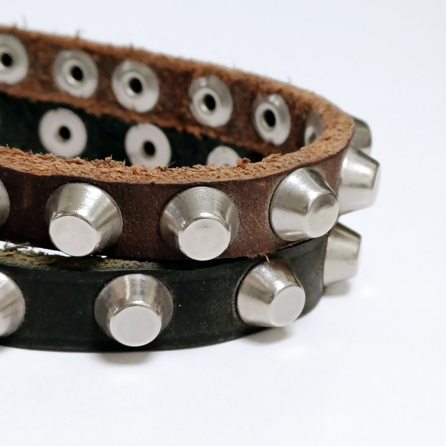 Noble Dog - Halvstryp Hundhalsband med nitar